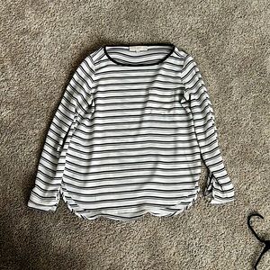 Loft blouse that can either be long sleeve or 3/4 length